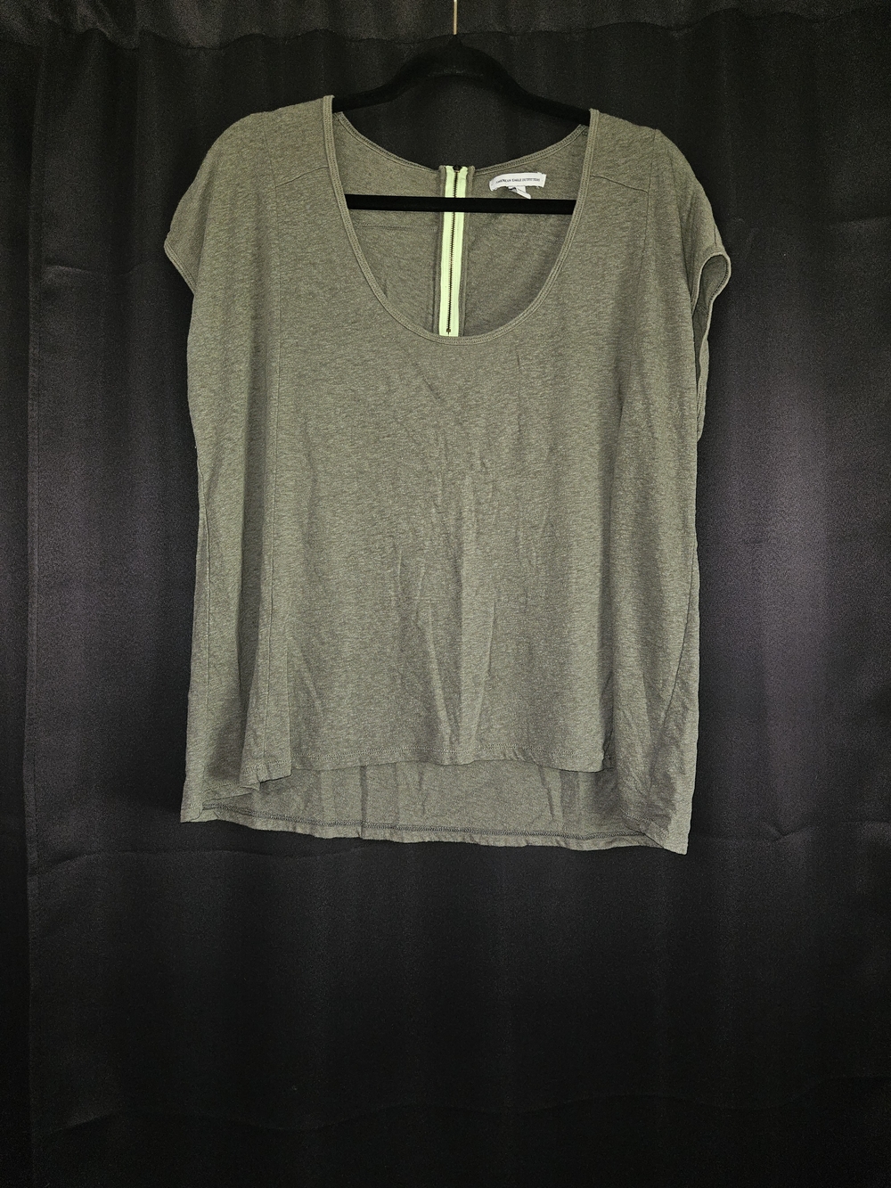 American Eagle Olive Green Scoop Neck Neon Zipper Tee Shirt Size L
